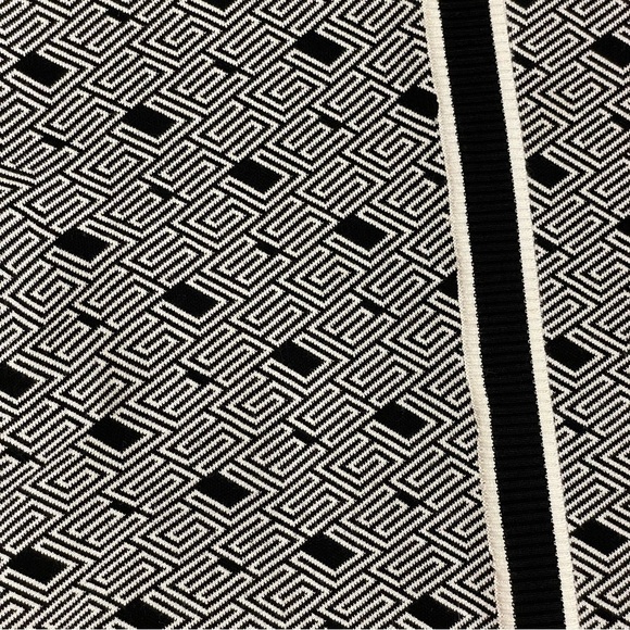 Guess Black & White Logo Knit Cachet Open Front Cardigan - Picture 7 of 10